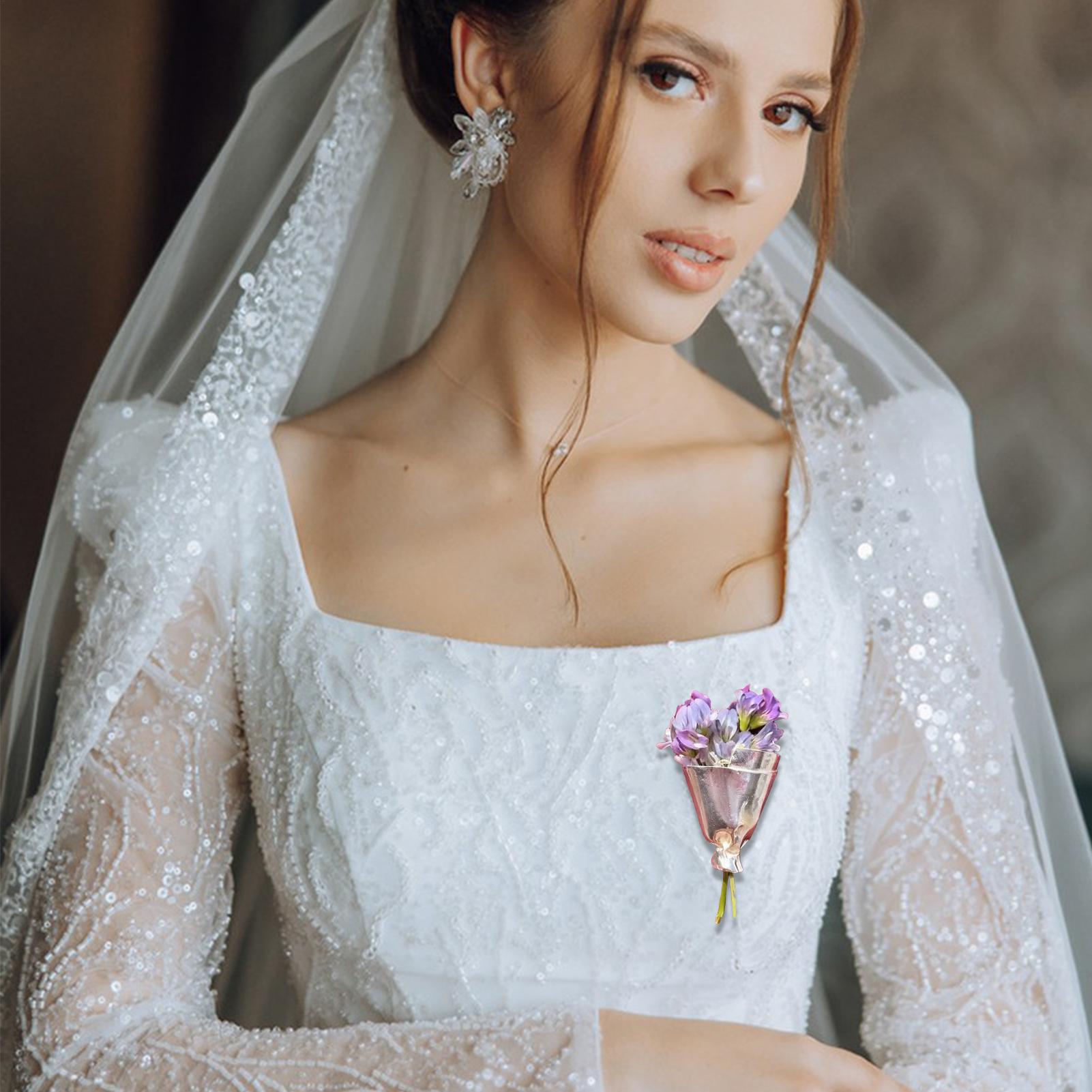 Alloy Wearable Flower Bouquet  - огляд і ціна Travel Accessories India